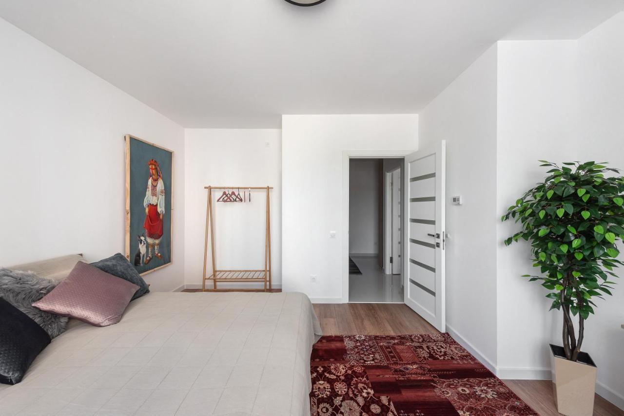 Luxury Apartment Slava Ukraini Ivano Frankivsk Bagian luar foto