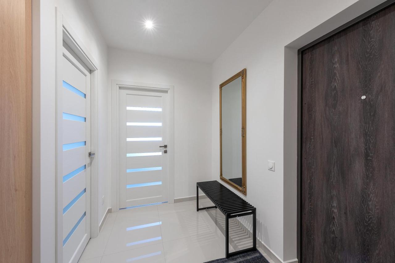 Luxury Apartment Slava Ukraini Ivano Frankivsk Bagian luar foto