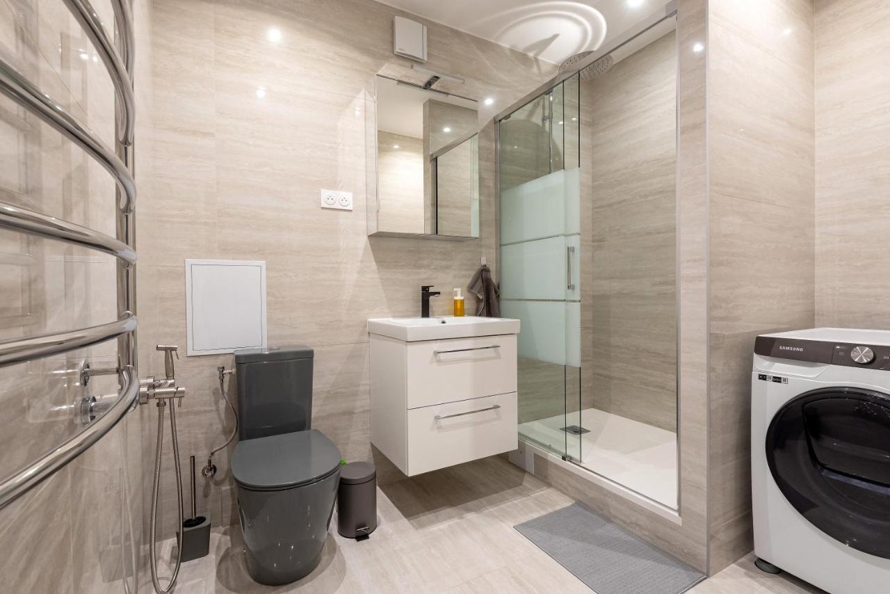Luxury Apartment Slava Ukraini Ivano Frankivsk Bagian luar foto