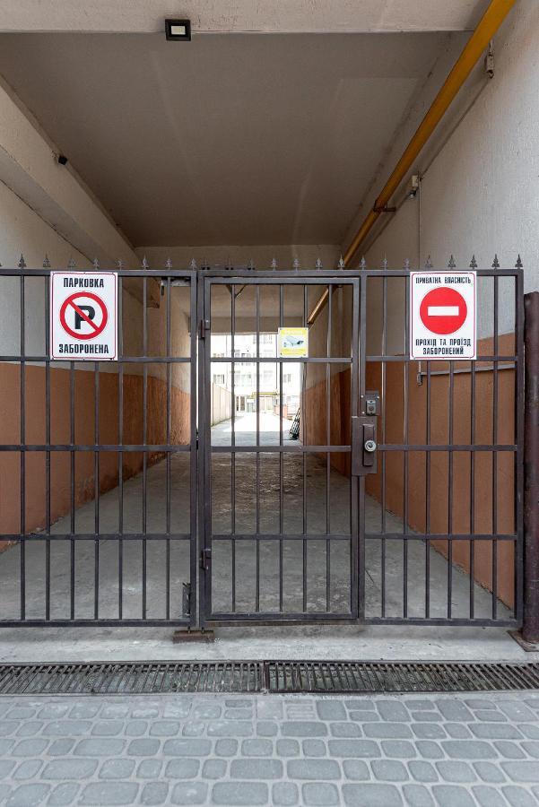 Luxury Apartment Slava Ukraini Ivano Frankivsk Bagian luar foto