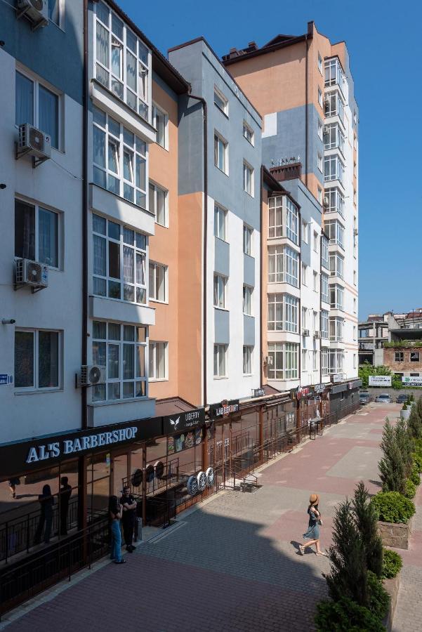 Luxury Apartment Slava Ukraini Ivano Frankivsk Bagian luar foto